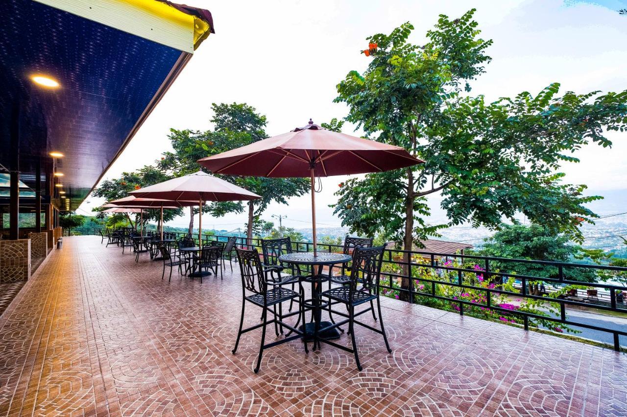 Bukit Indah Doda Hotel & Resorts Palu Dış mekan fotoğraf
