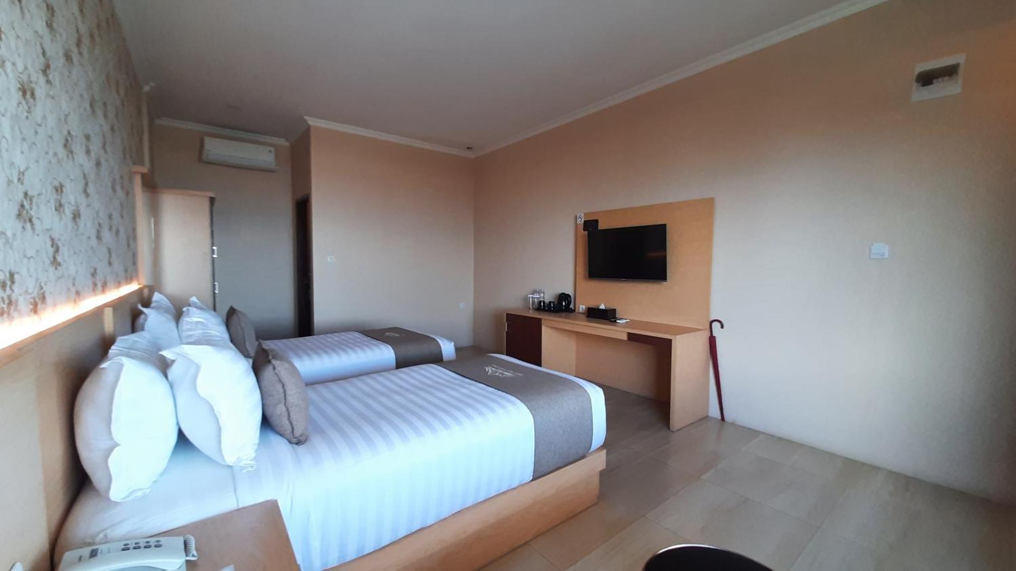 Bukit Indah Doda Hotel & Resorts Palu Oda fotoğraf