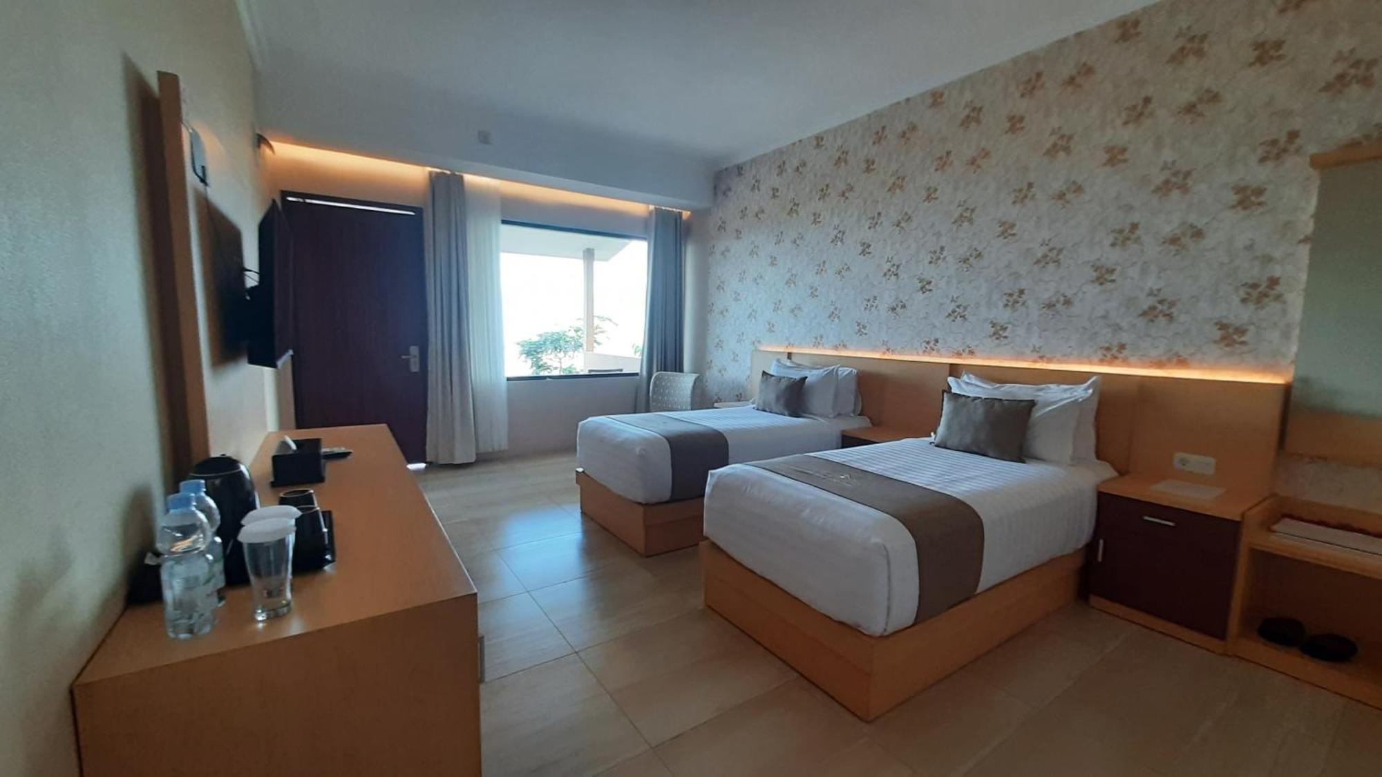 Bukit Indah Doda Hotel & Resorts Palu Oda fotoğraf