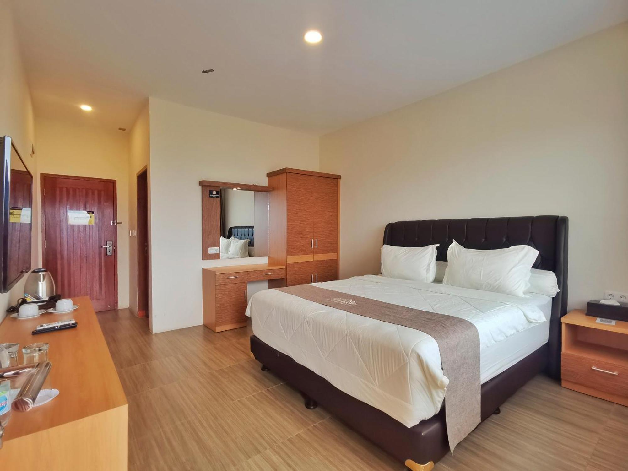 Bukit Indah Doda Hotel & Resorts Palu Dış mekan fotoğraf
